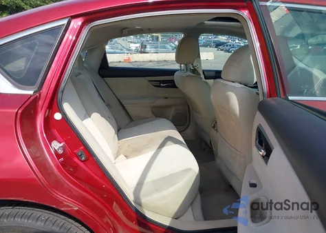 2013 Nissan Altima 3.5 Sv z USA, uszkodzony, nr VIN 1N4BL3AP8DC246723